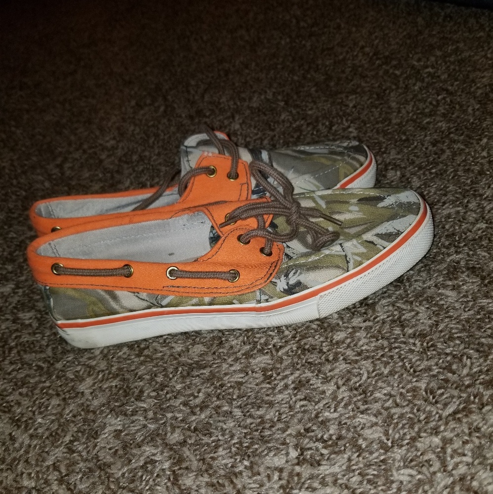 Women's Camo Shoes